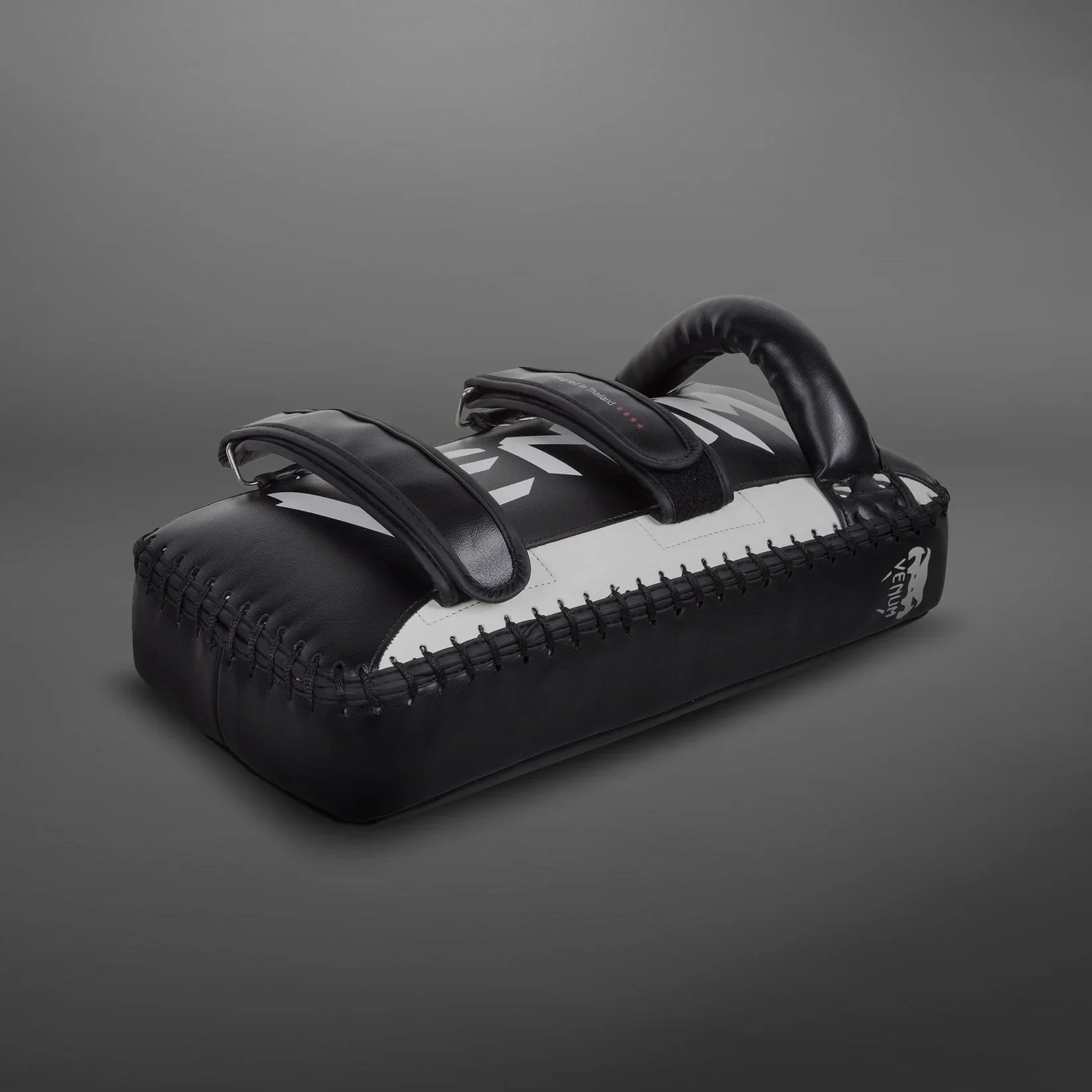Venum Giant Kick Pads